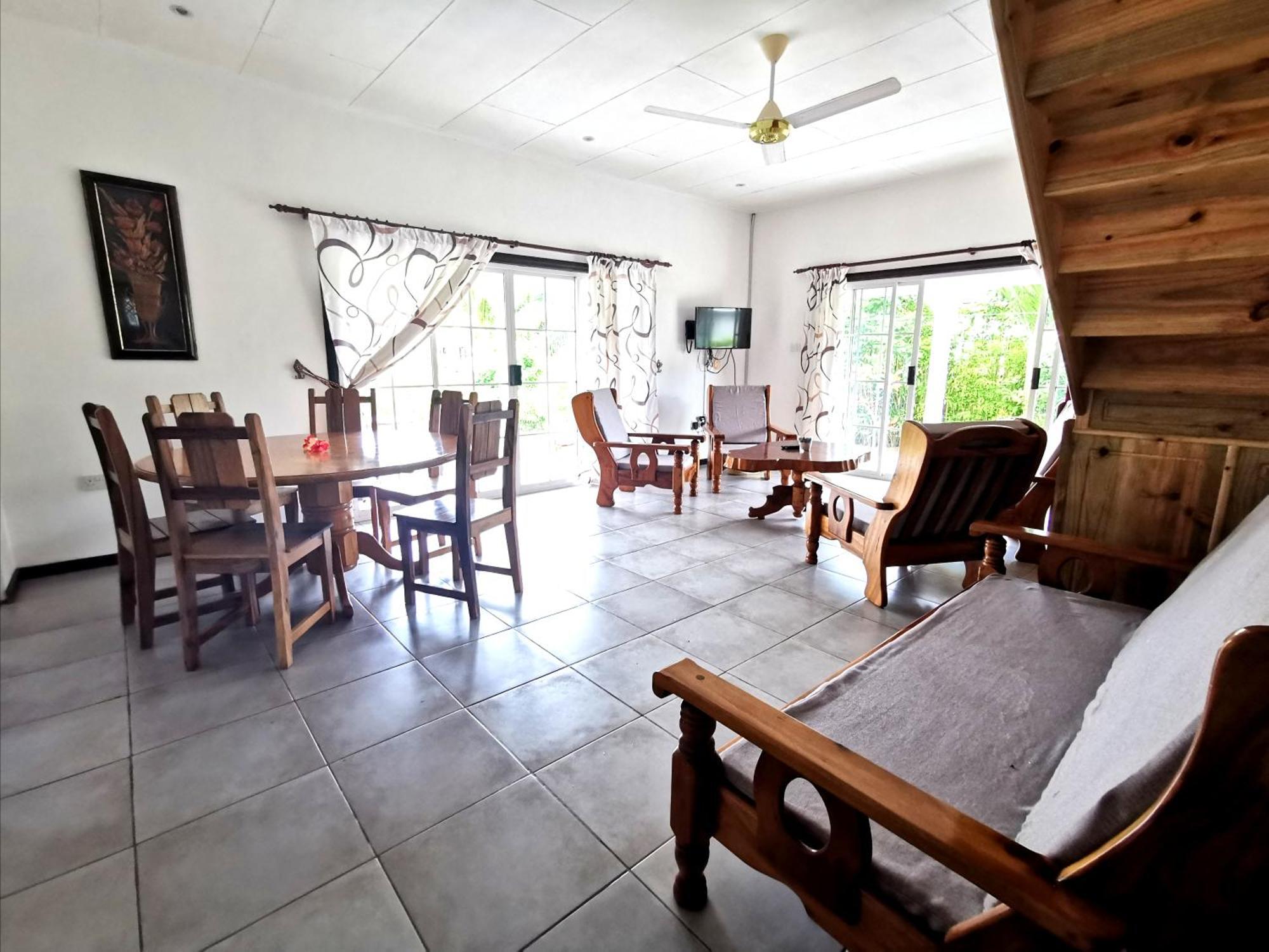 CHEZ MARVA Grande Villa COCO 3 à 12 personnes La Digue Exterior foto
