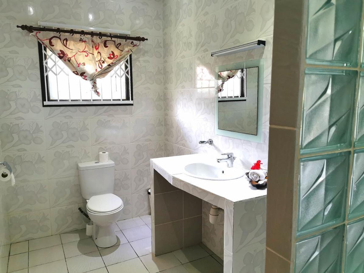 CHEZ MARVA Grande Villa COCO 3 à 12 personnes La Digue Exterior foto
