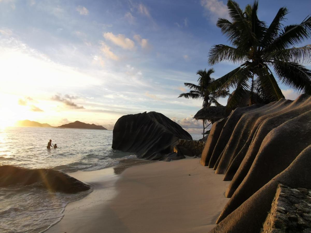 CHEZ MARVA Grande Villa COCO 3 à 12 personnes La Digue Exterior foto